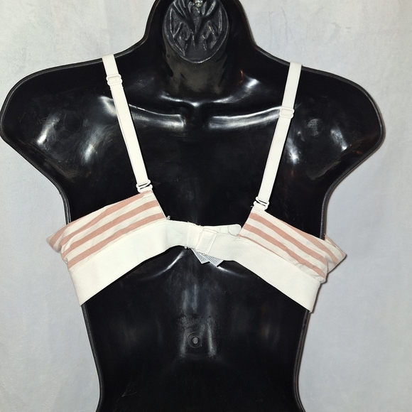 Old Navy Cream and Tan Bras Intimates & Sleepwear - Picture 3 of 4